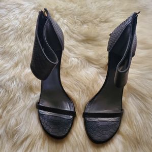 Stuart Weitzman Showgirl King Cobra Heels